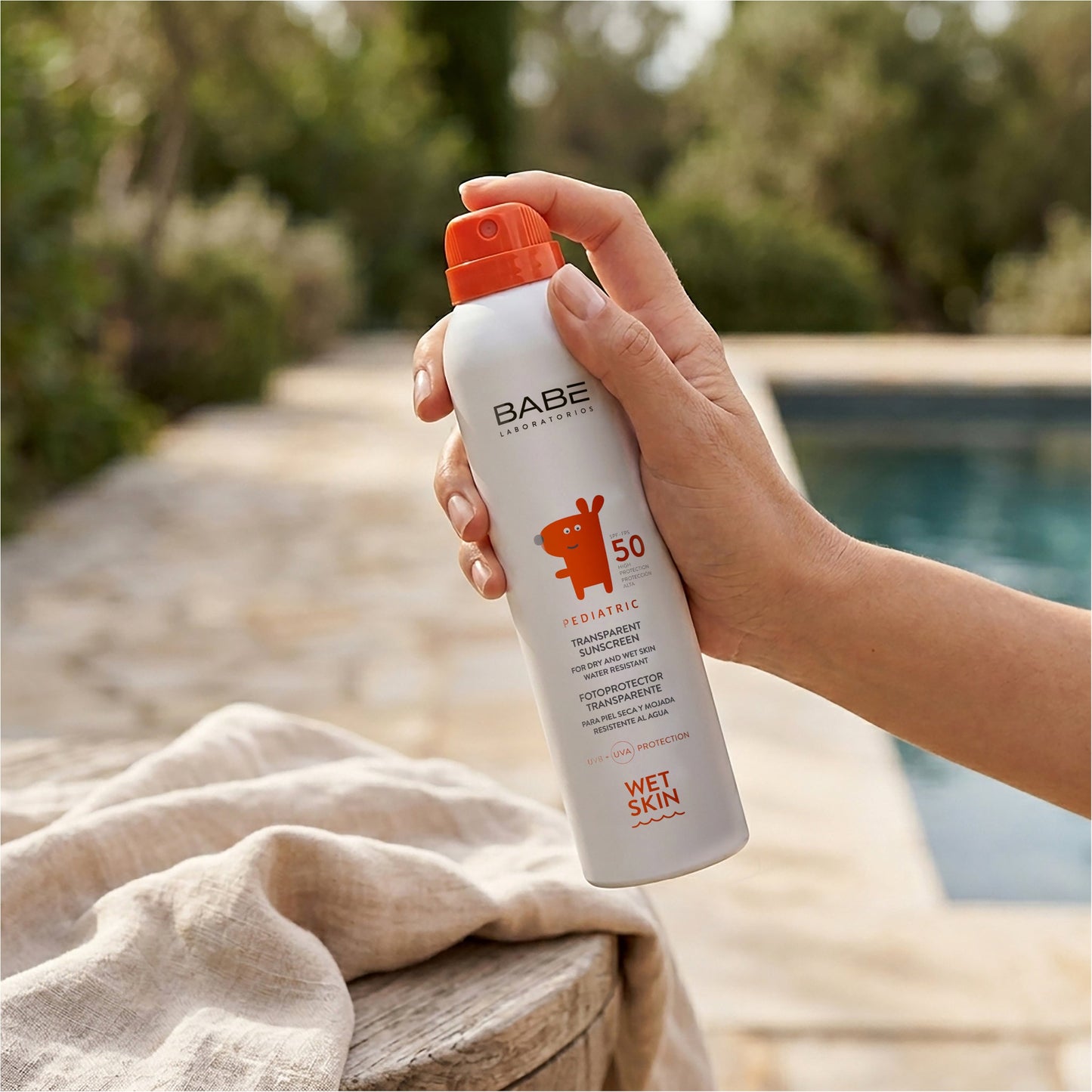 Pediatric Transparent Sunscreen Wet Skin